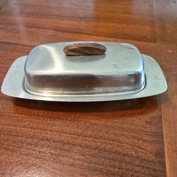Vintage Stainless Silver Butter Dish with Wooden Handle - Picture 2 of 9